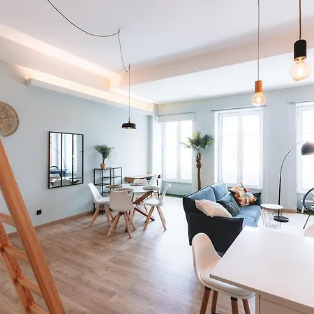 Batalha Charming Loft Daire *